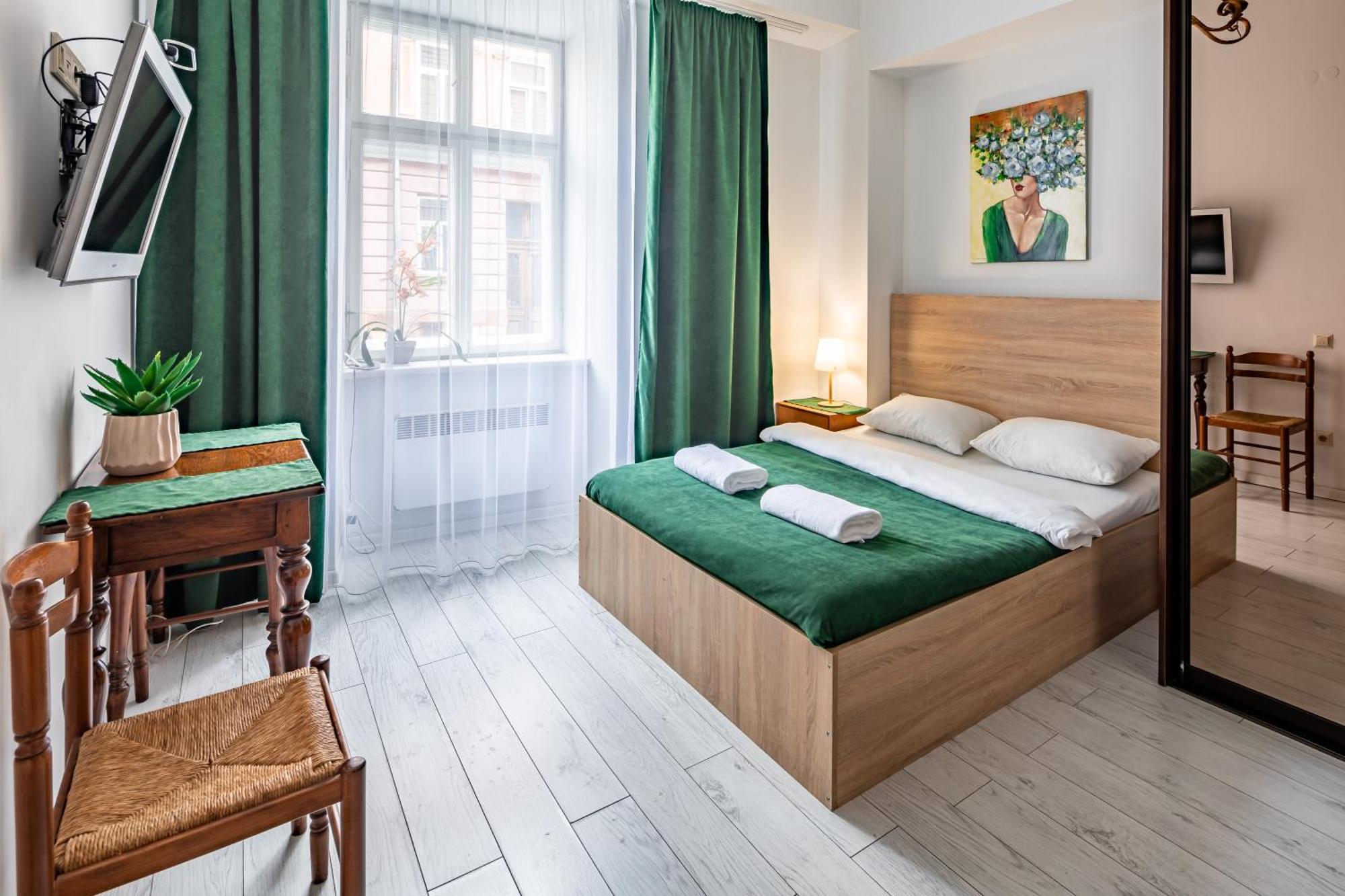 Apartment On Virmens'Ka Street Львов Экстерьер фото